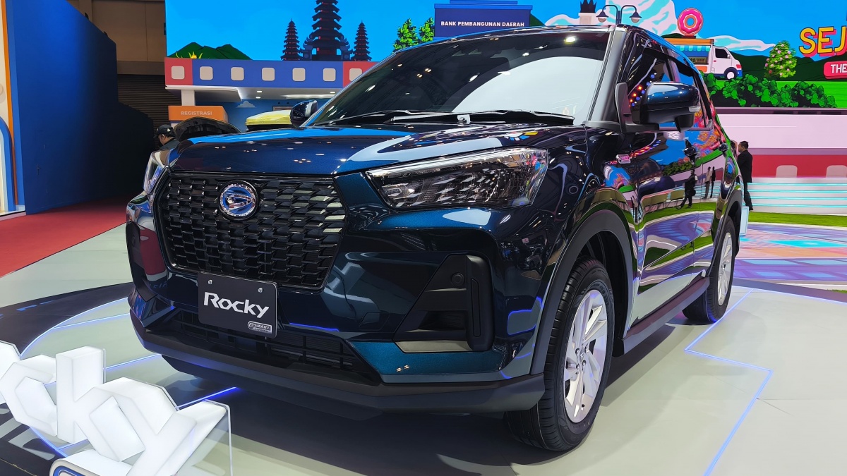 Harga Daihatsu Rocky Hybrid Alami Kenaikan, ADM Beri Penjelasan...