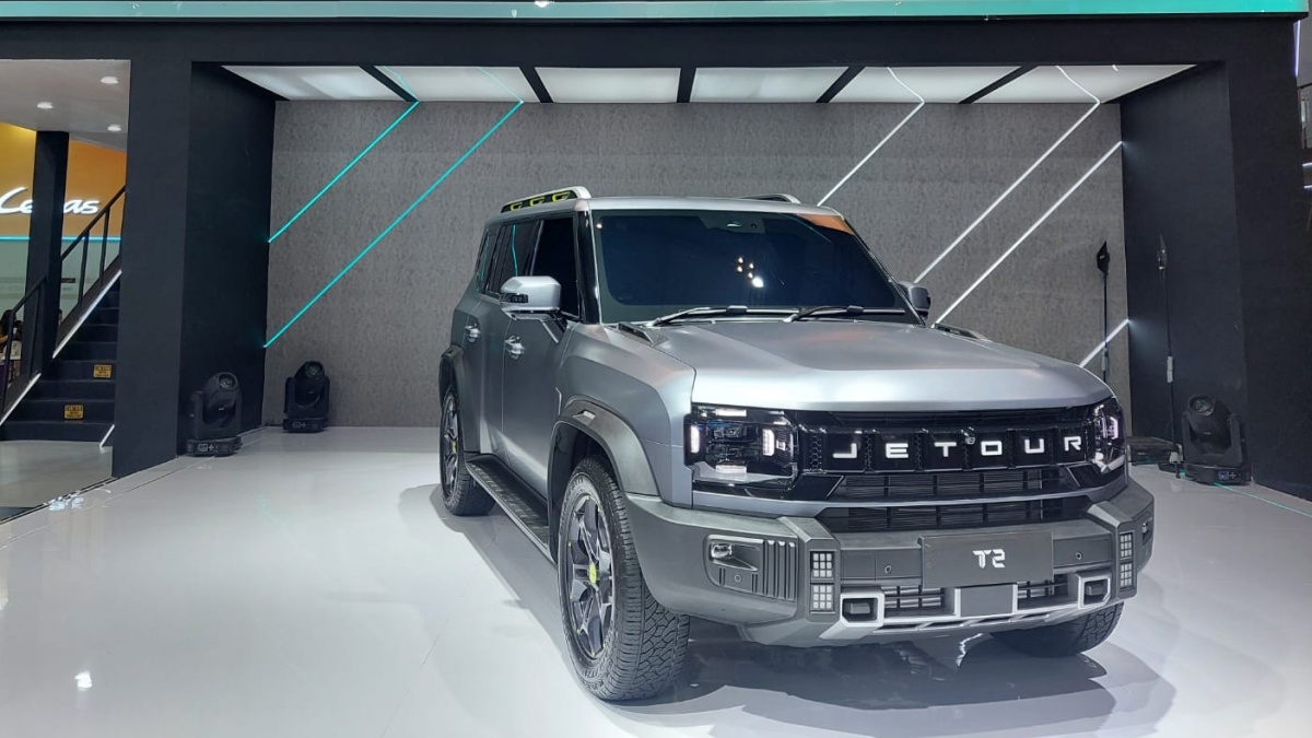Debut Dunia Jetour T2 Setir Kanan di GIIAS 2025, SUV Boxy Gagah Ini Curi Perhatian