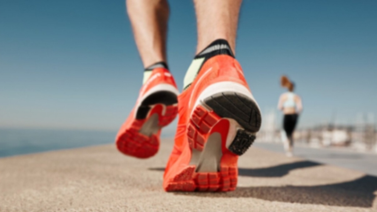 Jangan Salah Pilih! Tips Cari Sepatu Lari Bikin Pemula Nyaman dan Aman