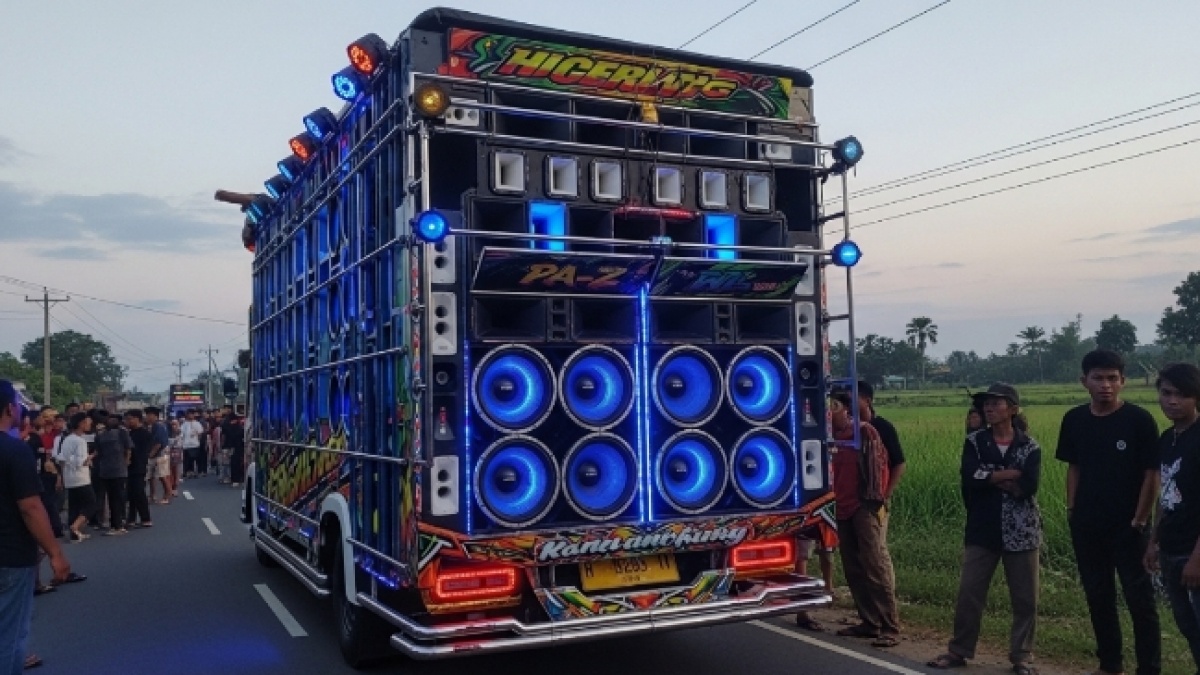 Apa Itu Sound Horeg: Fenomena Audio 'Mengguncang' yang Viral dan Penuh Kontroversi