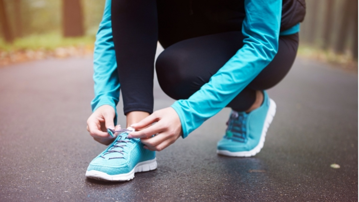 5 Sepatu Lari Mantap Versi dr. Tirta untuk Recovery Run, Harga di Bawah Rp500 Ribu