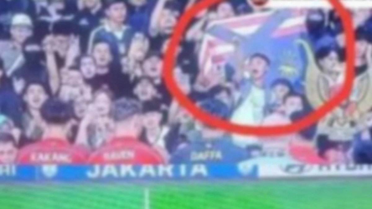 FAM Murka! Sebut Aksi Bendera Terbalik Suporter Indonesia sebagai Tindakan Biadab