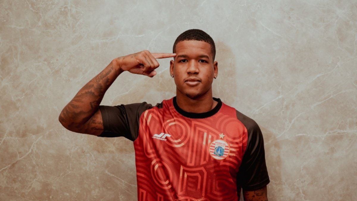 Breaking News! Bek Berlabel Timnas Brasil Resmi Gabung Persija Jakarta