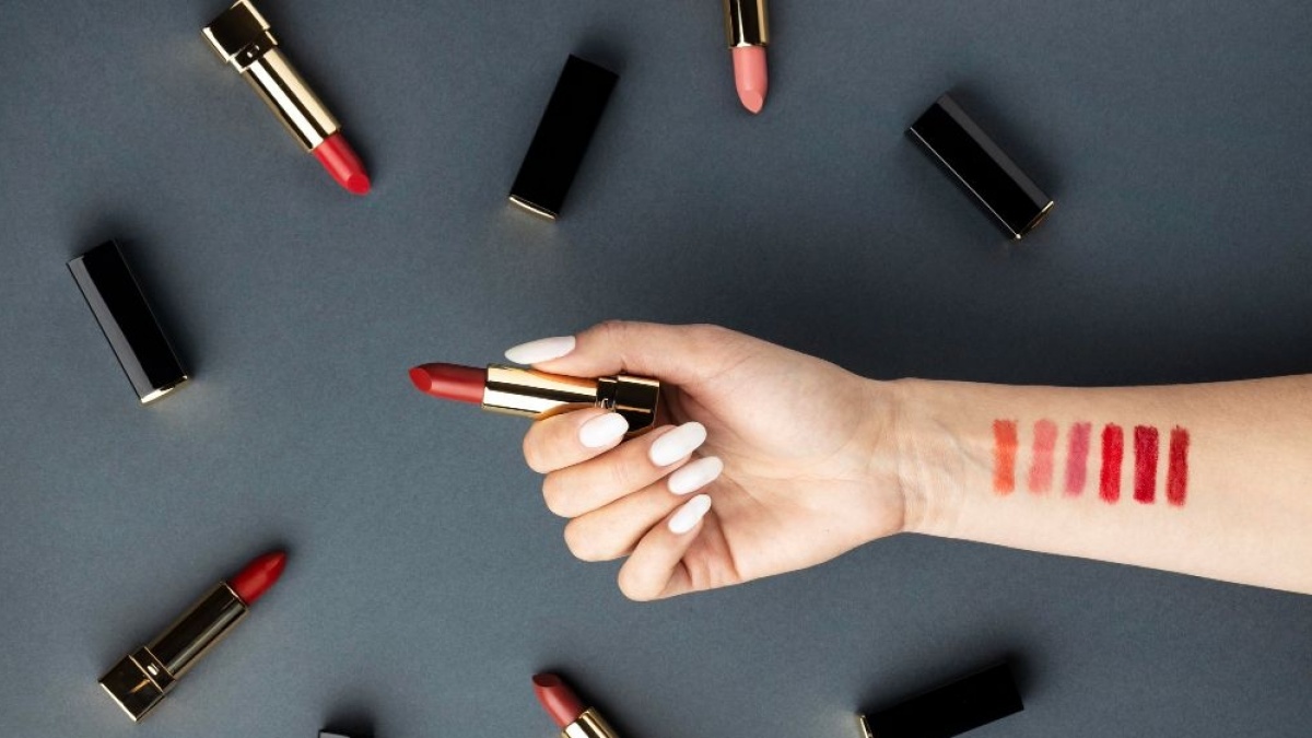 9 Lipstik untuk Bibir Kering, Makin Percaya Diri Tampil Seharian