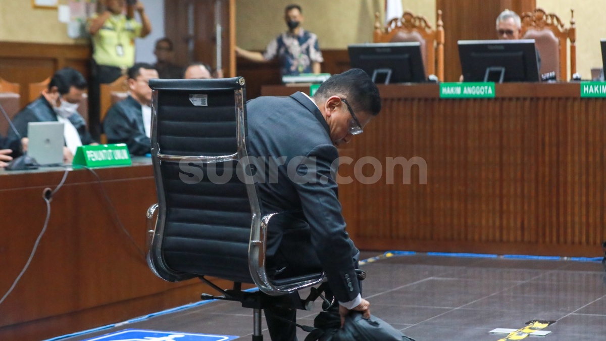 Palu Hakim Berbunyi: Hasto Terbukti Berperan Jadi Penyedia Uang Suap Harun Masiku!