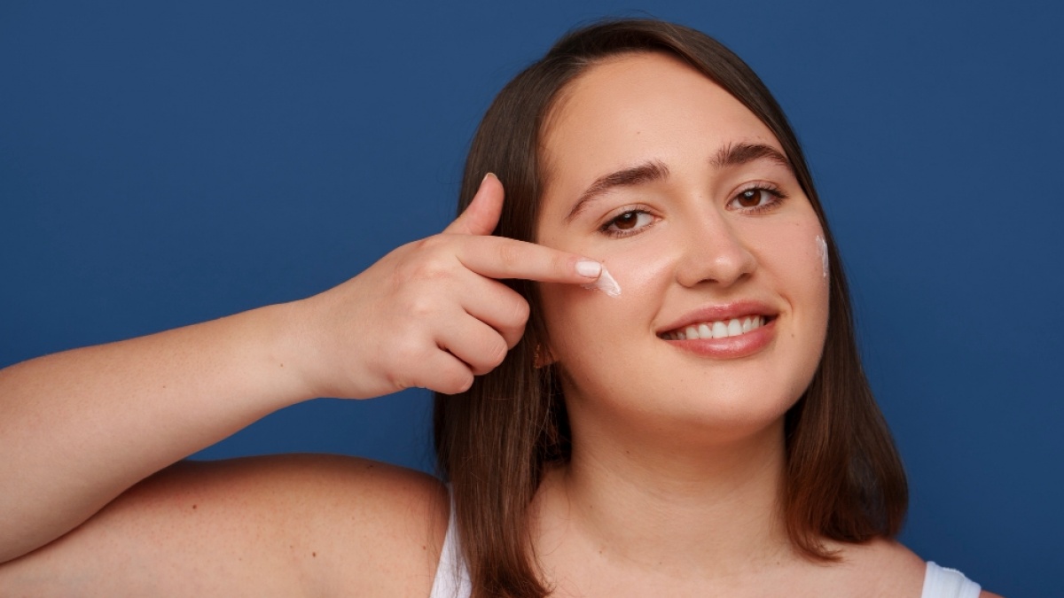 5 Rekomendasi Sunscreen yang Tidak Bikin Kusam: SPF Tinggi, Anti White Cast