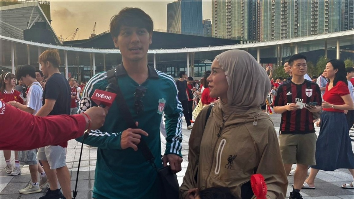 Rizky Billar dan Lesti Kejora Nonton Langsung Liverpool vs AC Milan di Hong Kong