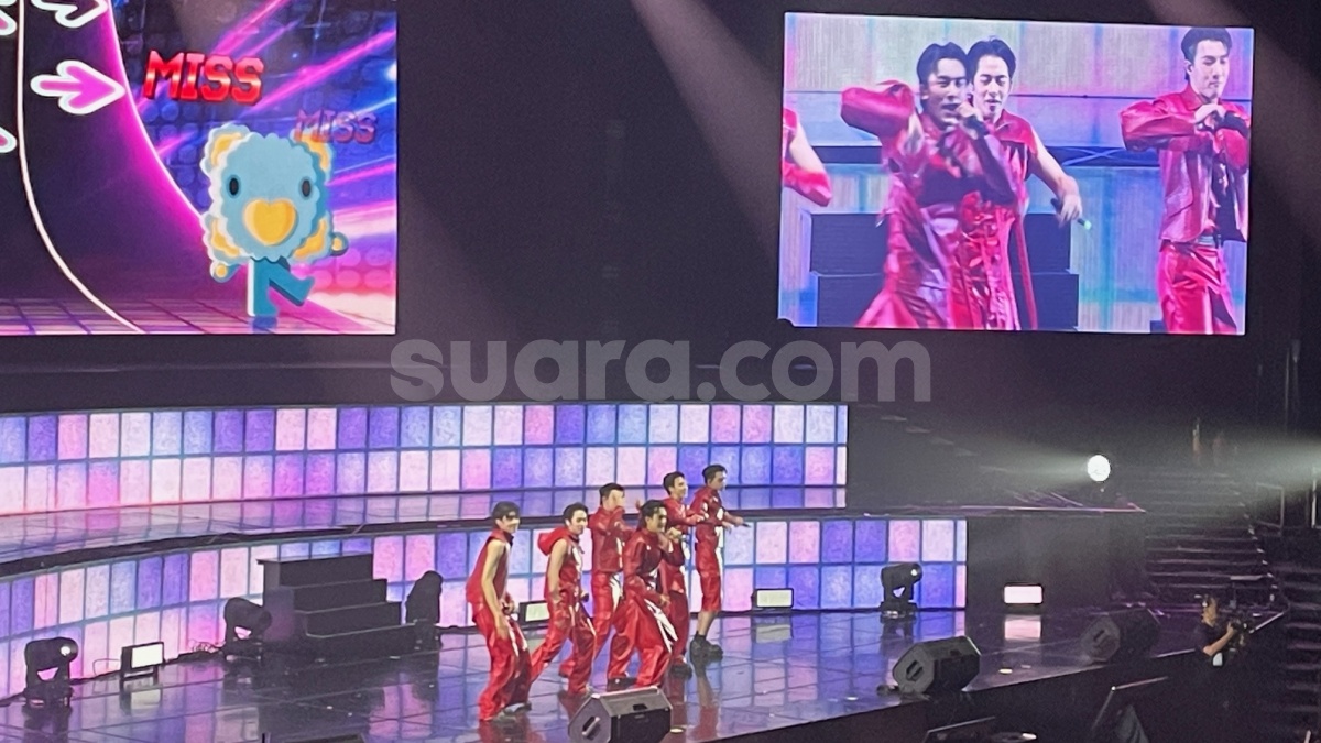 Proxie Sapa Teerak di Jakarta, Bawakan Lagu Gee Hingga Panah Asmara di Konser Hello Boysss