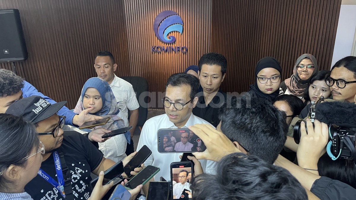Komdigi Jamin Kebebasan Pers Saat Demo: No Sensor, No Pembatasan!
