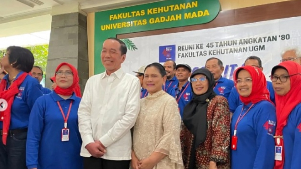 3 Sosok Mencurigakan di Reuni Jokowi dengan Teman Kuliah UGM, Siapa Saja?