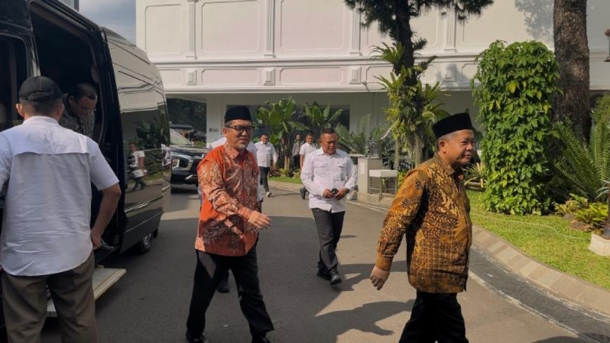 Sinyal dari Senayan ke Istana: Elite PKS Gelar Pertemuan, Sohibul Iman Irit Bicara
