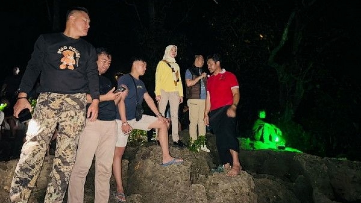 Mancing Berujung Petaka, Anggota Polres Pesisir Barat Lenyap Ditelan Ombak di Goa Matu
