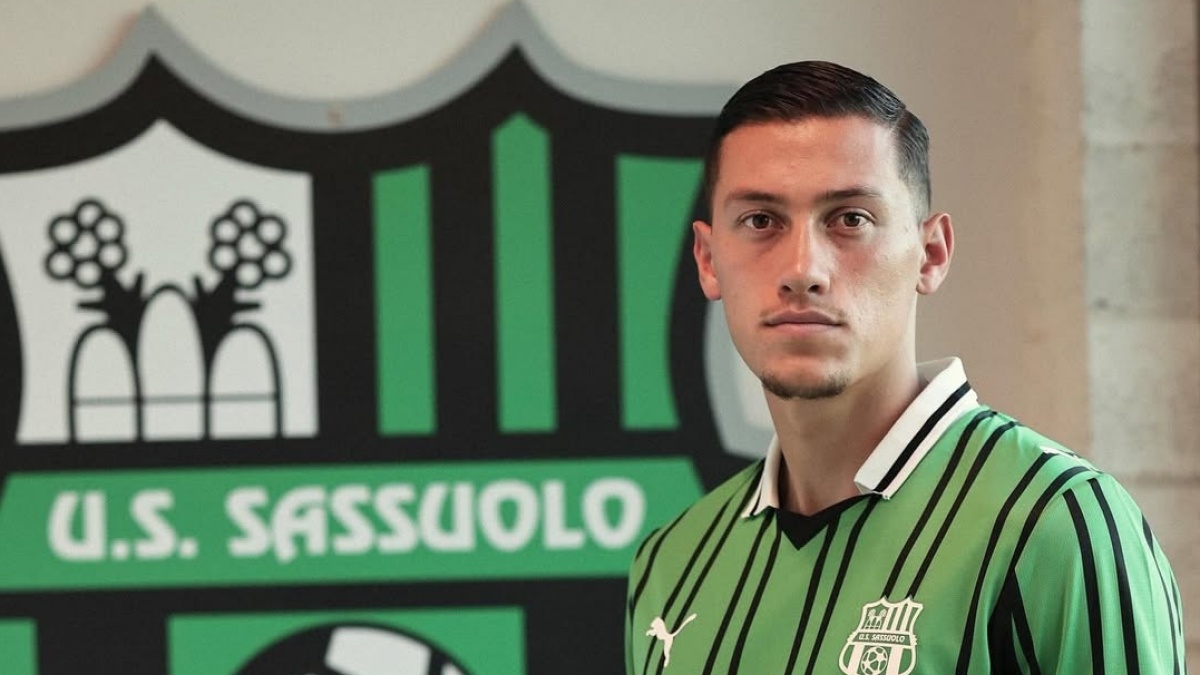 Saksikan Pertarungan Seru Jay Idzes vs Emil Audero di Serie A Liga Italia 2025-2026, Kapan?