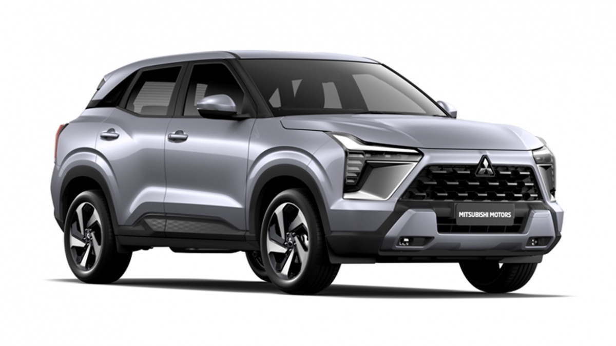 SUV Compact Bekas Mitsubishi Xforce vs Honda HR-V Mending Mana?