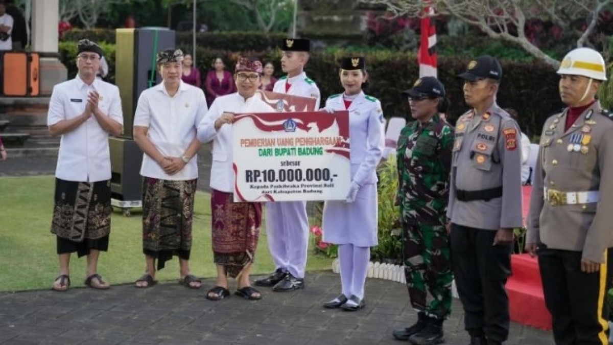Bukan Kaleng-Kaleng! Ini Hadiah Pemkab Badung untuk Paskibraka HUT ke-80 RI