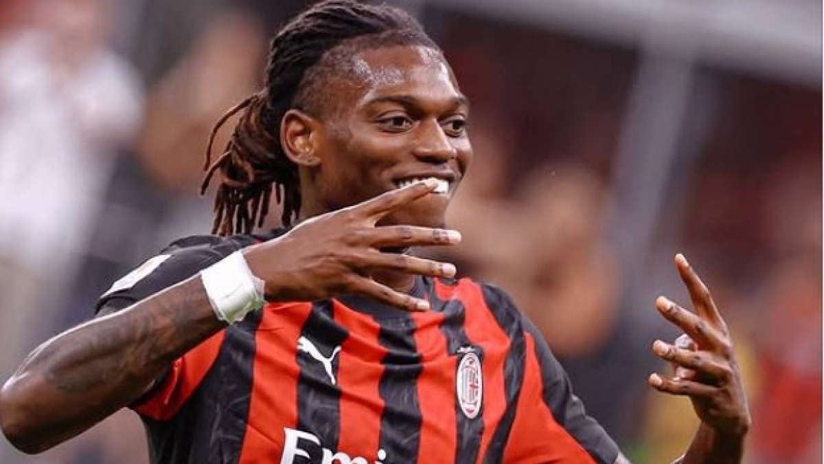 Jadi Pahlawan Kemenangan AC Milan, Rafael Leao Malah Disebut Allegri Sering 'Tertidur' di Lapangan