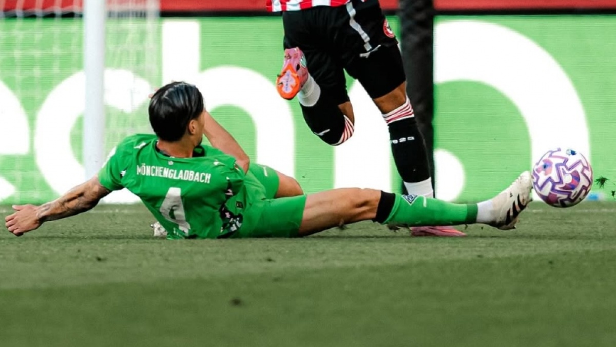 Waduh! Cedera Kevin Diks Mengkhawatirkan, Batal Debut di Bundesliga