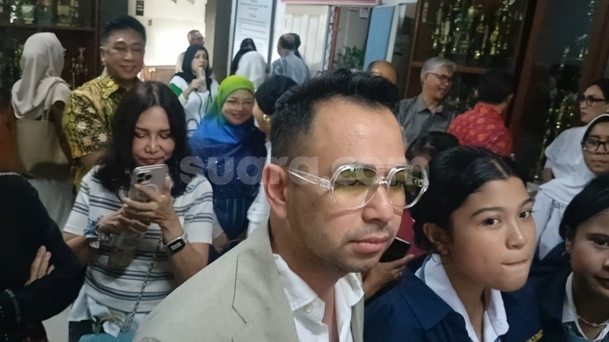 Punya Bakat Playboy, Raffi Ahmad Akui Hobi 'Ngecengin' Kakak Kelas saat SMA