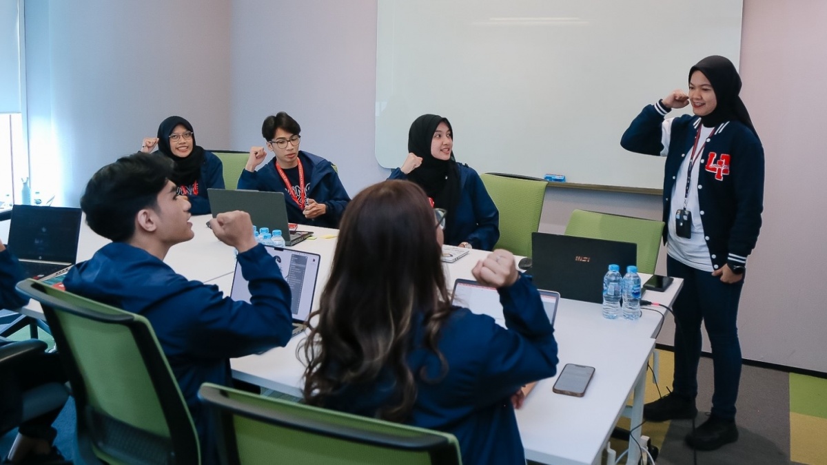 Telkom Sukses Cetak 230 Talenta Digital Masa Depan melalui Digistar Class Intern Batch 1