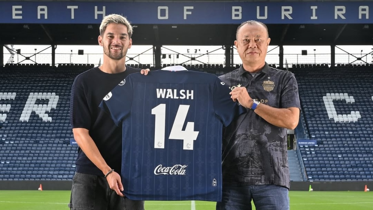 Shayne Pattynama Hilang, Sandy Walsh Unjuk Gigi di Buriram United