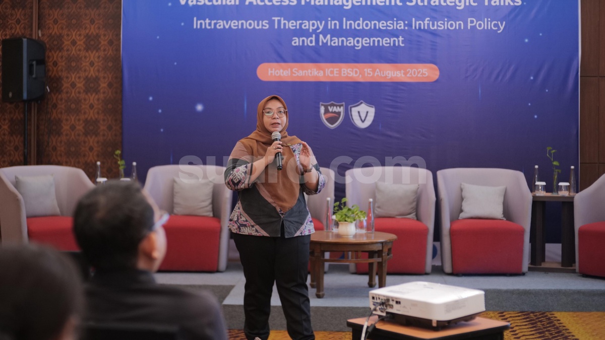 Kemenkes Akui Pasang Infus Belum Punya Standar Nasional, Pasien Bisa Berisiko!