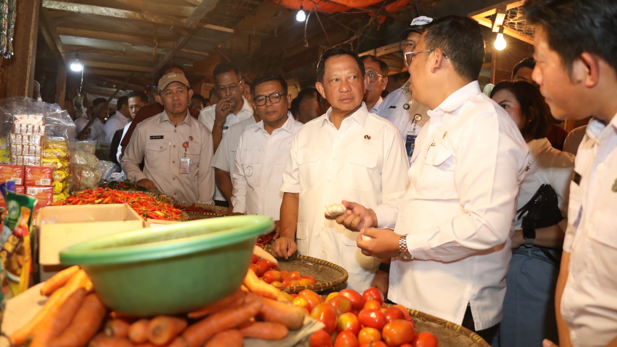 Beras SPHP Disalurkan ke Provinsi Banten, Mendagri Tito Pantau Langsung