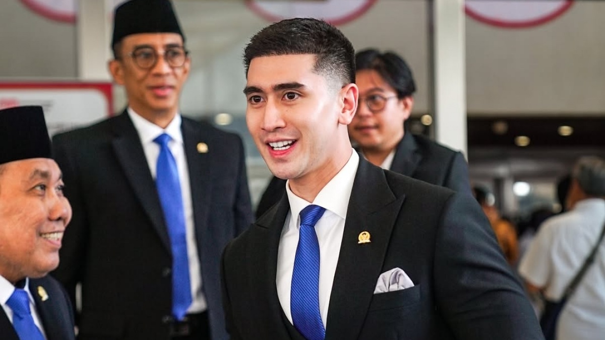 Gaji Ditolak, Tunjangan Jalan Terus: Janji Verrell Bramasta Tak Ambil Gaji DPR Setahun Dicibir