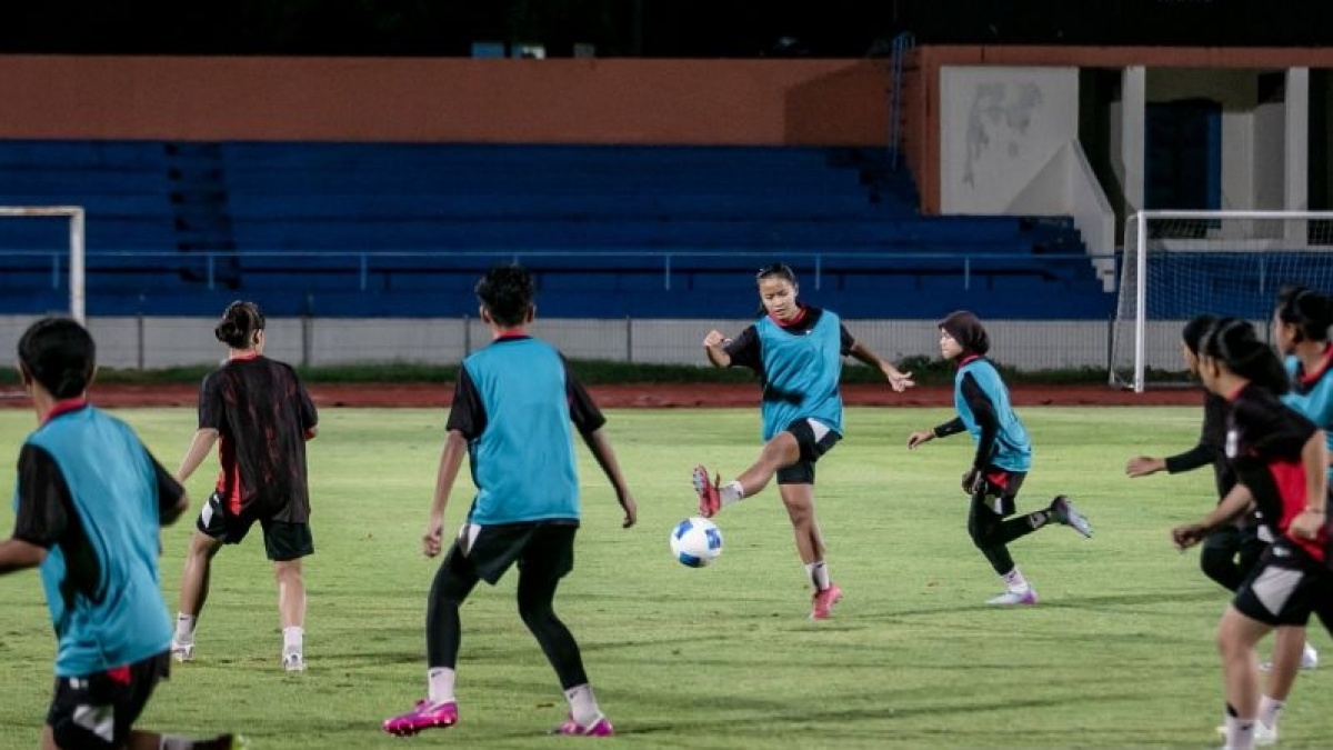 Timnas Putri Indonesia U-16 Hajar Timor Leste 6-0, Selangkah Lagi ke Semifinal AFF 2025