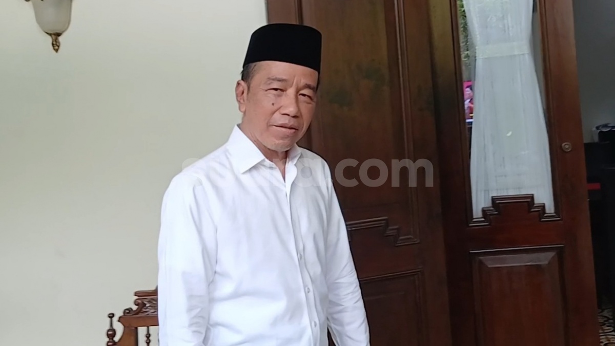 Ijazah Jokowi Diragukan, Refly Harun Tantang Buktikan: Kalau Asli, Saya Diam