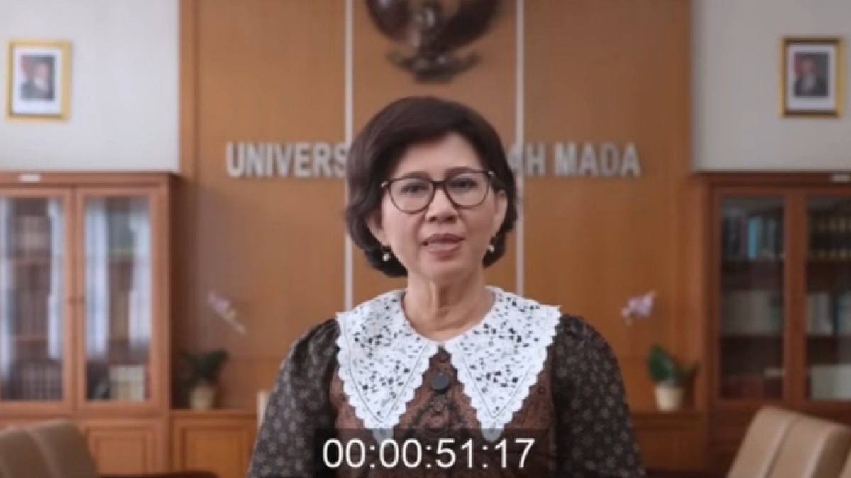 Mendadak Rektor UGM Bongkar Semua Dokumen Akademik Jokowi, Ada Apa?