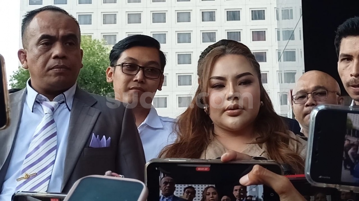 Kasus Korupsi BJB, Lisa Mariana Akui Terima Duit dari Ridwan Kamil: Kan Buat Anak Saya
