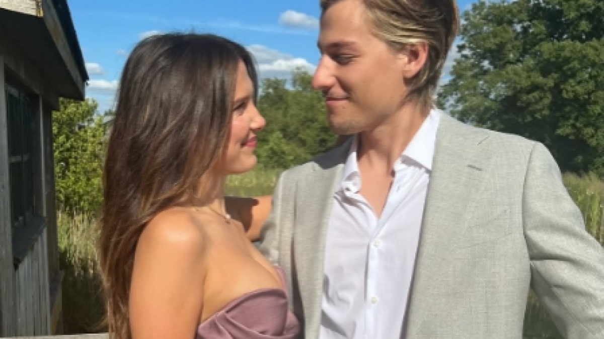 Jon Bon Jovi Jadi Kakek, Millie Bobby Brown Sambut Anak Pertama Lewat Jalur Adopsi