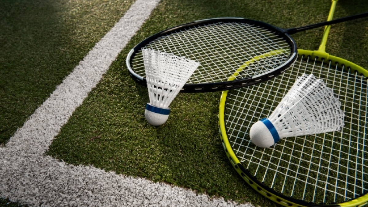 7 Rekomendasi Shuttlecock Terbaik untuk Pemula dan Profesional