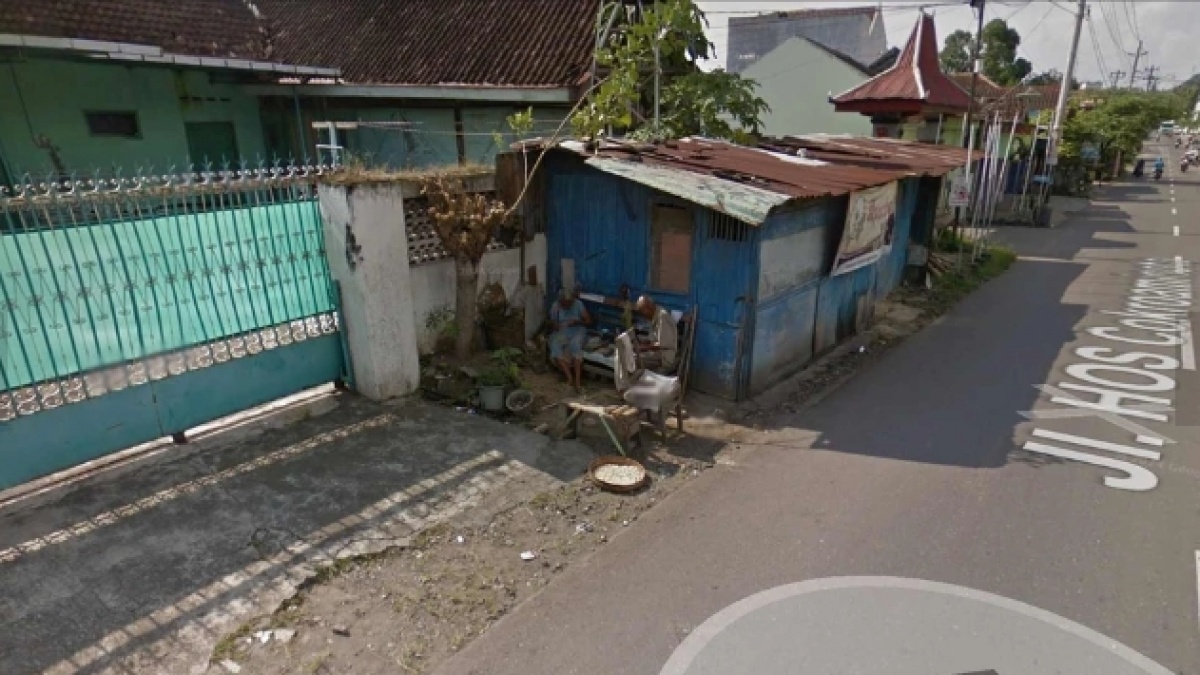 Siapa Mbah Karto dan Warsini? Lansia Penghuni Gubuk Reyot di Solo Curi Simpati Netizen Dunia