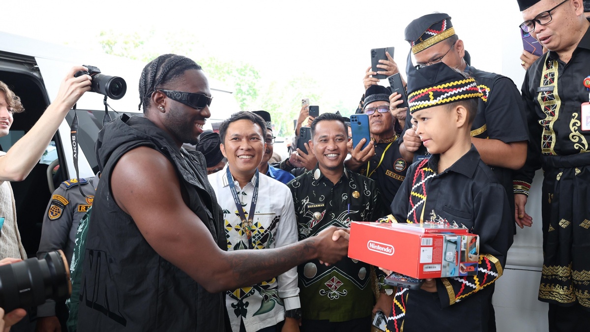 Bertemu Langsung, Rapper Melly Mike Kasih Dikha 'Aura Farming' Game Nintendo