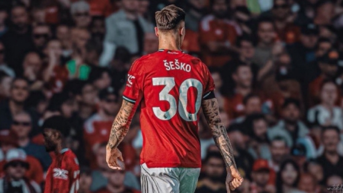 Update Cedera Benjamin Sesko: MU Terancam Kehilangan Sang Bomber hingga 2026