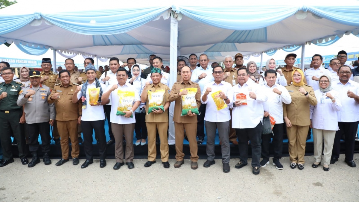 Tekankan Intervensi Stok Beras untuk Kendalikan Inflasi, Mendagri  Buka Gerakan Pangan Murah