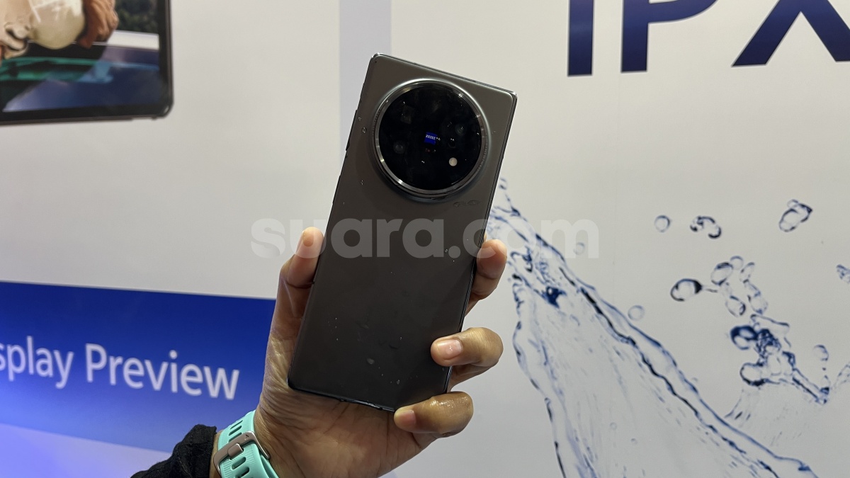 Kelebihan Vivo X Fold 5: Performa Snapdragon 8 Gen 3 dan Layar Super Terang