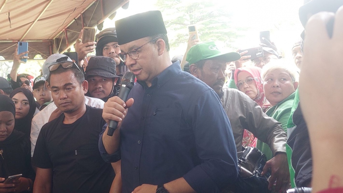 Pesan Anies Baswedan di Pemakaman Affan, Minta Ojol Pulang dengan Tenang: Jangan Ada Tragedi Lagi