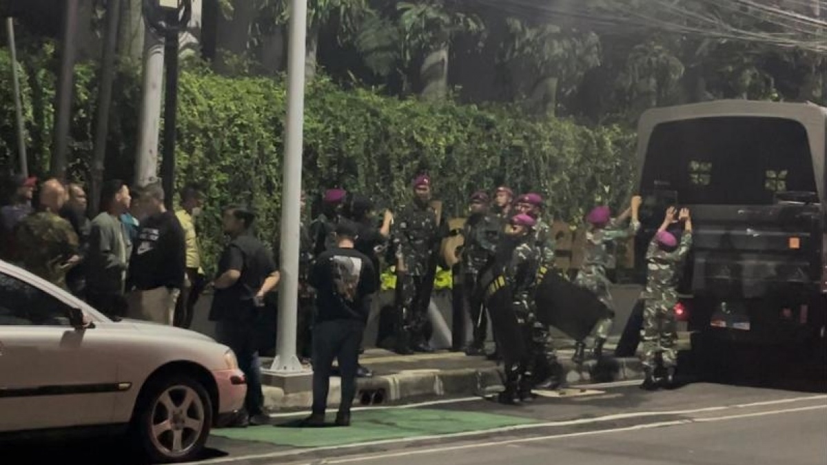 Usai Demo HMI Tuntut Ahmad Sahroni Dipecat, NasDem Tower Dijaga Ketat TNI