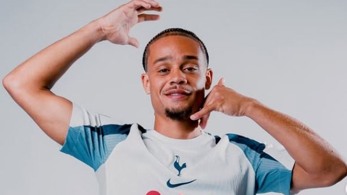 Legenda Chelsea Ledek Tottenham Kena Prank, Keluarkan Rp1,1 T untuk Rekrut Pemain Gagal