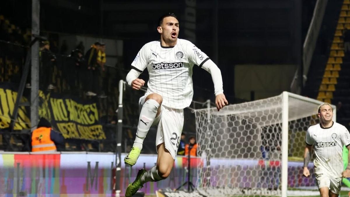 Andrew Jung Absen Latihan Perdana, Ada Apa dengan Striker Baru Persib?