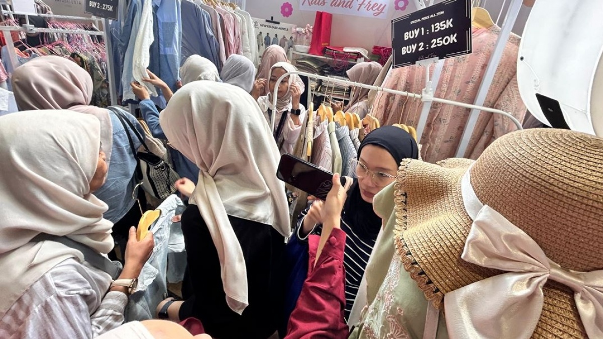 Tren Belanja Fashion: Gen Z Loyal, Milenial Lebih Perhitungan