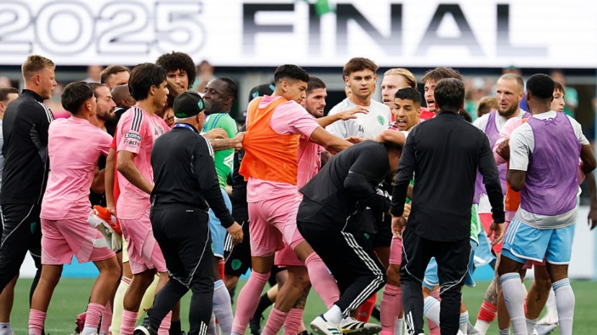 Rusuh Laga Seattle Sounders vs Inter Miami: Busquets Mukul, Luis Suarez Meludah