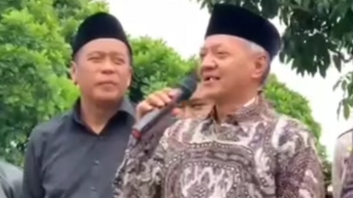 Detik-Detik Ketua DPRD Wonosobo Ditertawakan Pendemo Karena Tak Hapal Pancasila, Grogi Pak!