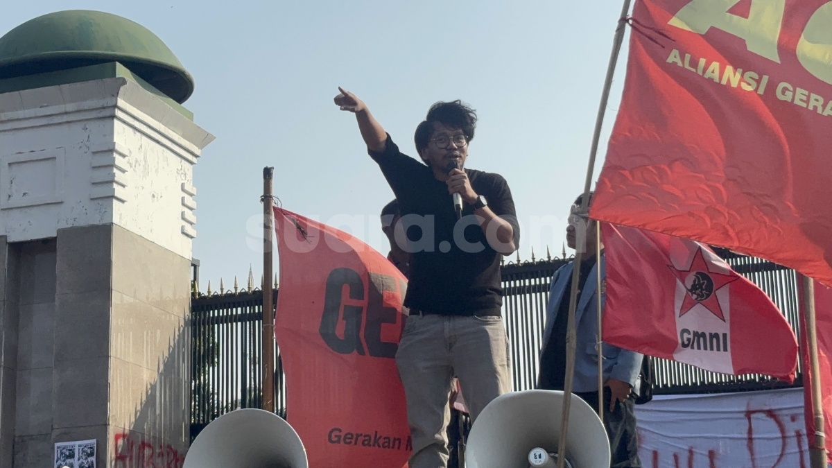 Influencer Ikut Geruduk Gedung DPR, Ferry Irwandi: Reformasi Besar-besaran Struktur Pemerintahan