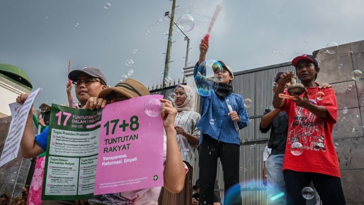 Mengenal Tuntutan 17+8 yang Sukses Bikin DPR Pangkas Fasilitas Mewah