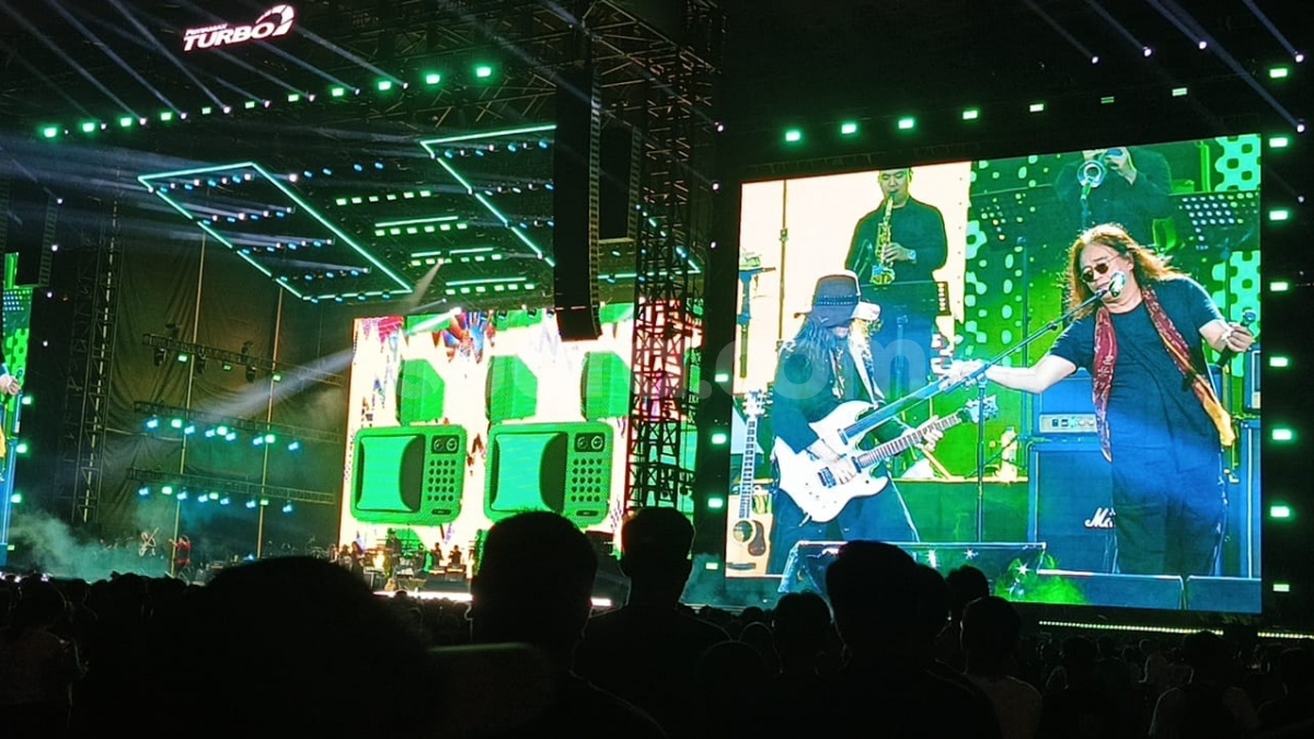 Tak Ada di Poster, Ahmad Dhani Sembunyikan Bintang Tamu Spesial di Konser Dewa 19 All Star