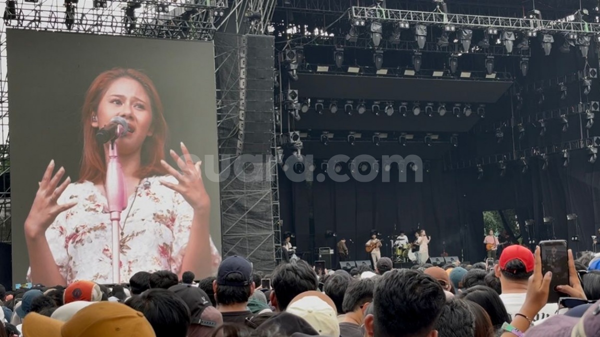 Nadin Amizah Alami Gangguan Saraf Langka, Kualitas Vokal Turun Drastis
