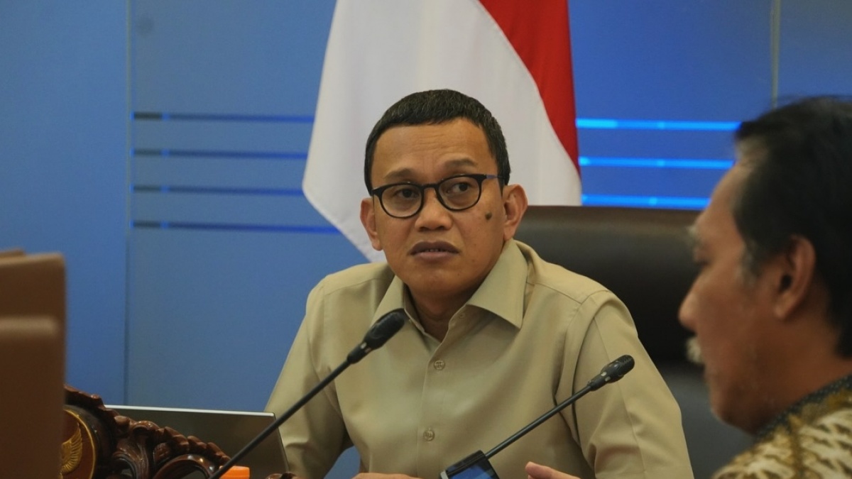 Jejak Kontroversi Abdul Kadir Karding: Viral Main Domino, Kini Kena Reshuffle